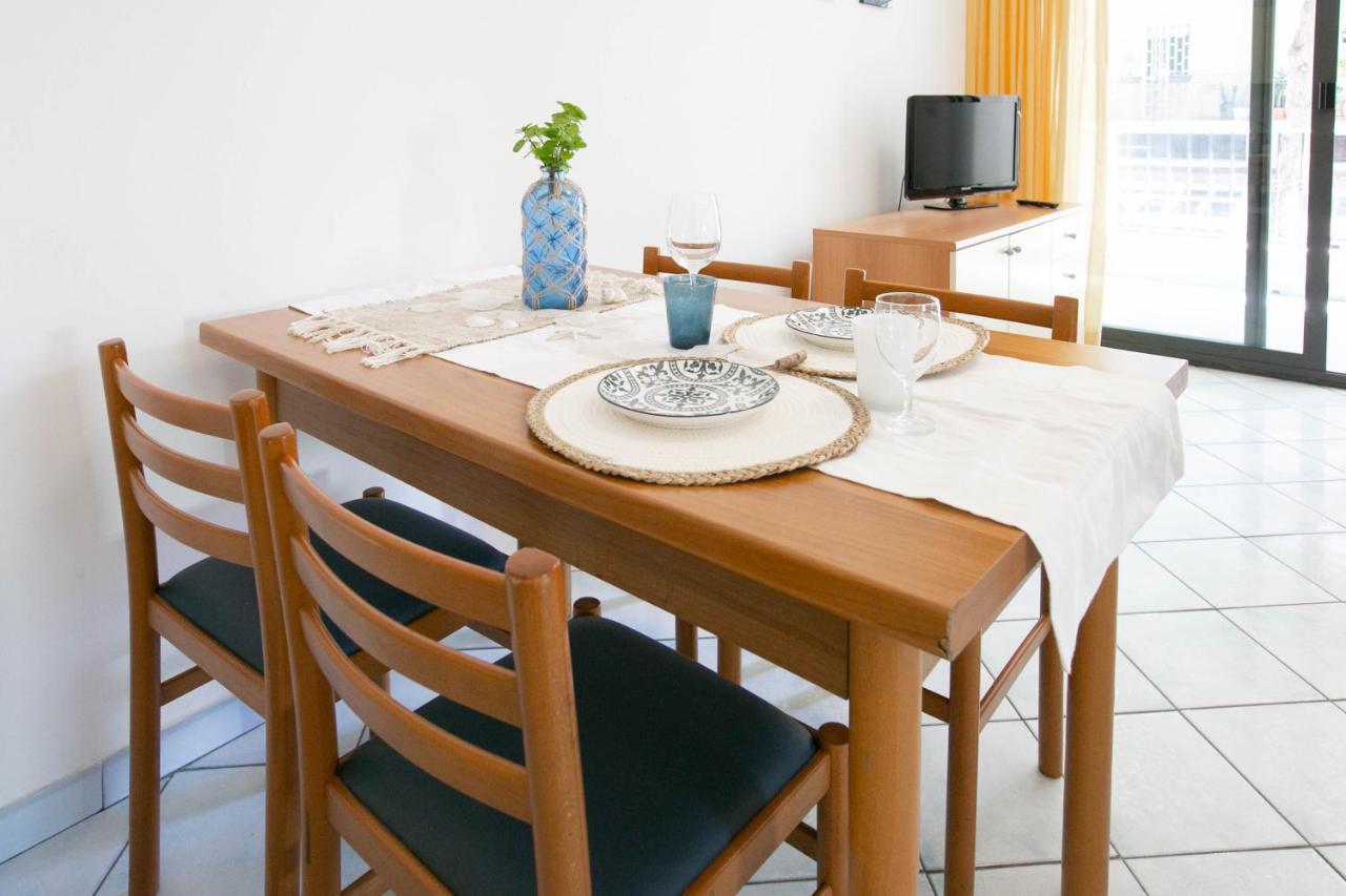 Residence Villa Dei Pini Rimini Buitenkant foto